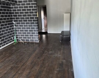 10835 Magnolia Boulevard - Photo Thumbnail 15