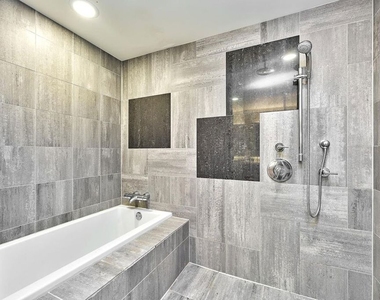 3785 Wilshire Boulevard - Photo Thumbnail 27