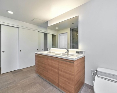 3785 Wilshire Boulevard - Photo Thumbnail 25