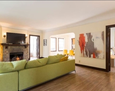 611 N Beachwood Drive - Photo Thumbnail 1