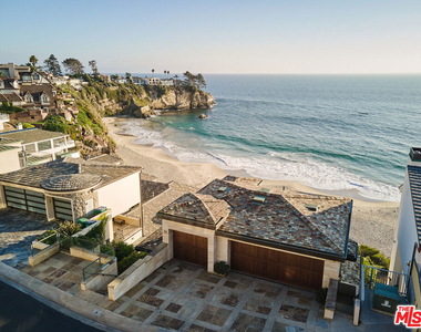 31 Bay Drive - Photo Thumbnail 3