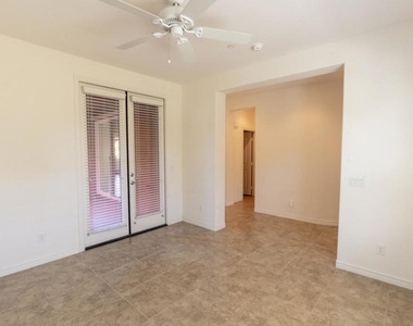570 Calle Vibrante - Photo Thumbnail 10