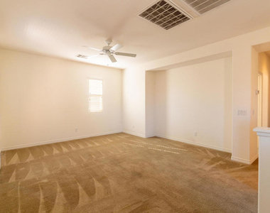 570 Calle Vibrante - Photo Thumbnail 14