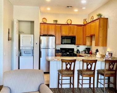 50680 Santa Rosa Plaza - Photo Thumbnail 2