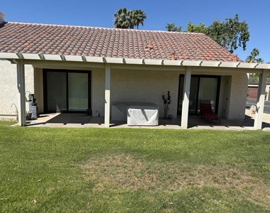 422 Forest Hills Drive - Photo Thumbnail 1