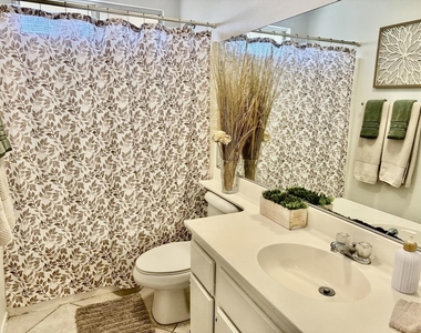 13539 Quinta Way - Photo Thumbnail 19