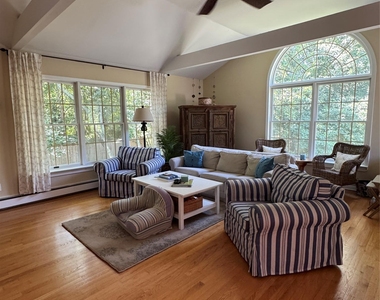 870 Noyack Road - Photo Thumbnail 5