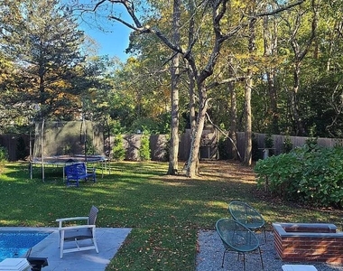 870 Noyack Road - Photo Thumbnail 15