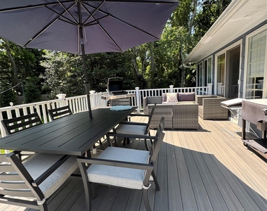 870 Noyack Road - Photo Thumbnail 13