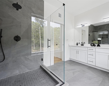 57 Newtown Road - Photo Thumbnail 10