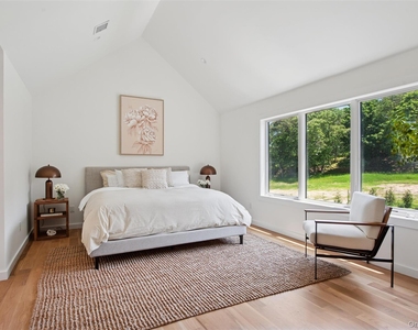 57 Newtown Road - Photo Thumbnail 7