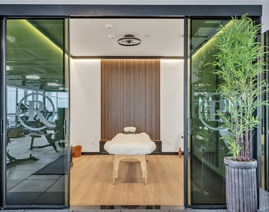 101 Searing Avenue - Photo Thumbnail 2