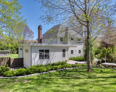 323 Division Street - Photo Thumbnail 1