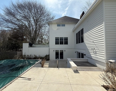323 Division Street - Photo Thumbnail 20