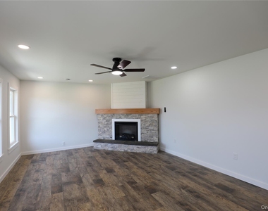 111 Zandhoek Road - Photo Thumbnail 4