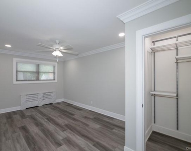 625 Tulip Avenue - Photo Thumbnail 4