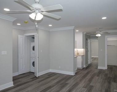 625 Tulip Avenue - Photo Thumbnail 3