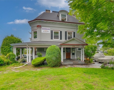 579 Broadway - Photo Thumbnail 11