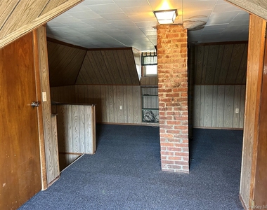 84 Orange Avenue - Photo Thumbnail 14