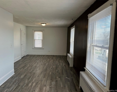 84 Orange Avenue - Photo Thumbnail 6
