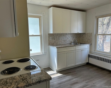 84 Orange Avenue - Photo Thumbnail 1