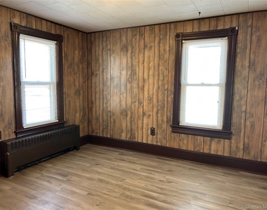 84 Orange Avenue - Photo Thumbnail 9