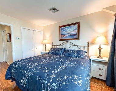 49 Canoe Place Road - Photo Thumbnail 7