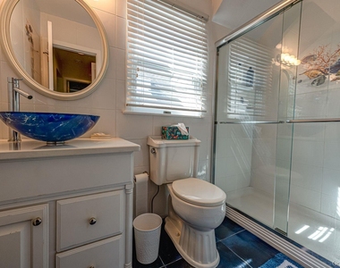 49 Canoe Place Road - Photo Thumbnail 6