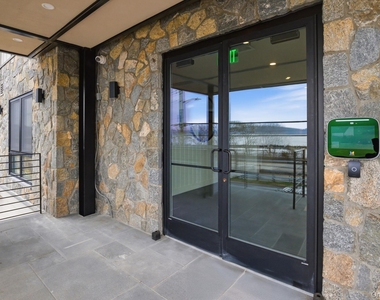 25 S Riverside Avenue - Photo Thumbnail 26