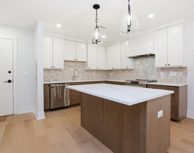 25 S Riverside Avenue - Photo Thumbnail 4