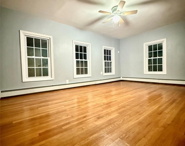 9 Arlington Place - Photo Thumbnail 1