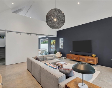 18 Granite Street - Photo Thumbnail 21