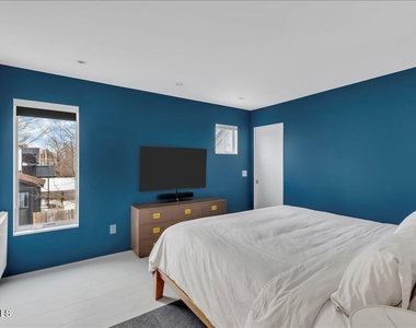 18 Granite Street - Photo Thumbnail 54