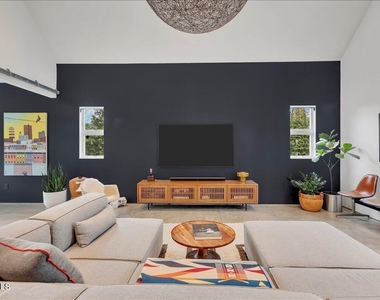 18 Granite Street - Photo Thumbnail 20