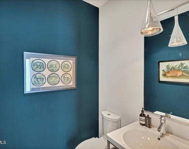 18 Granite Street - Photo Thumbnail 11