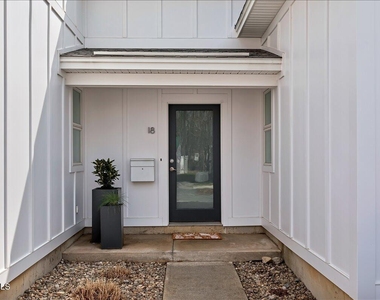 18 Granite Street - Photo Thumbnail 4