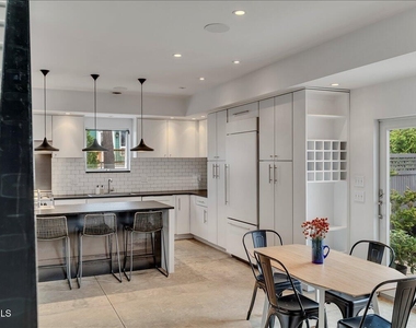 18 Granite Street - Photo Thumbnail 33