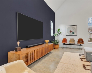 18 Granite Street - Photo Thumbnail 14