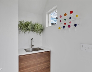18 Granite Street - Photo Thumbnail 26