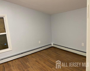 310 Somerset Street - Photo Thumbnail 1