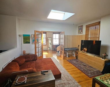 362 Carroll Street - Photo Thumbnail 1