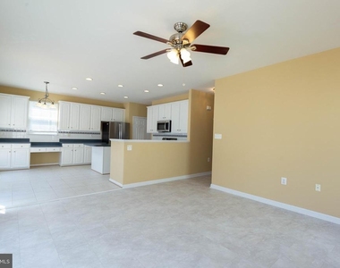 341 Bullskin Street - Photo Thumbnail 10