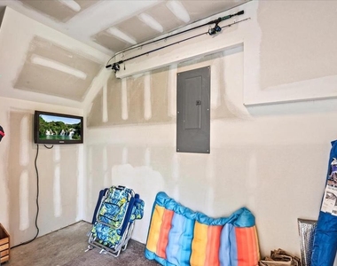 221 Wilder Avenue - Photo Thumbnail 28
