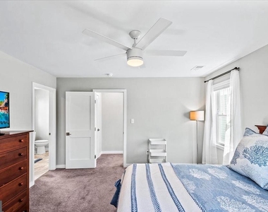221 Wilder Avenue - Photo Thumbnail 15
