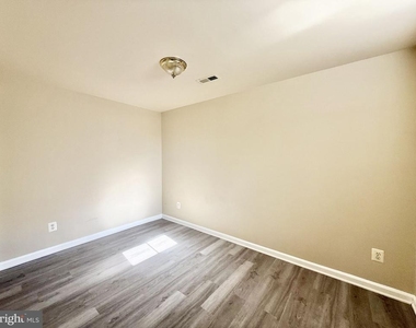 6002 Bush Court - Photo Thumbnail 18