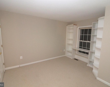 12990 Pintail Road - Photo Thumbnail 18