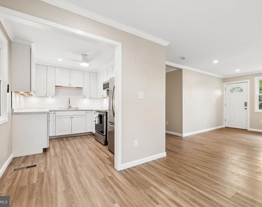 17360 Tripoli Boulevard - Photo Thumbnail 5