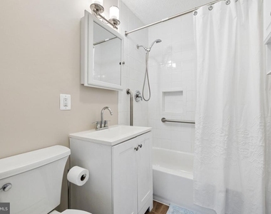 17360 Tripoli Boulevard - Photo Thumbnail 16