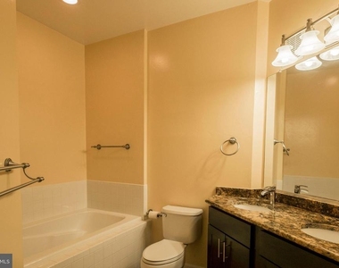 5916 Founders Hill Drive - Photo Thumbnail 12