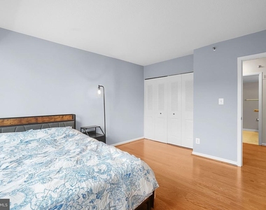 3713 S George Mason Drive - Photo Thumbnail 23
